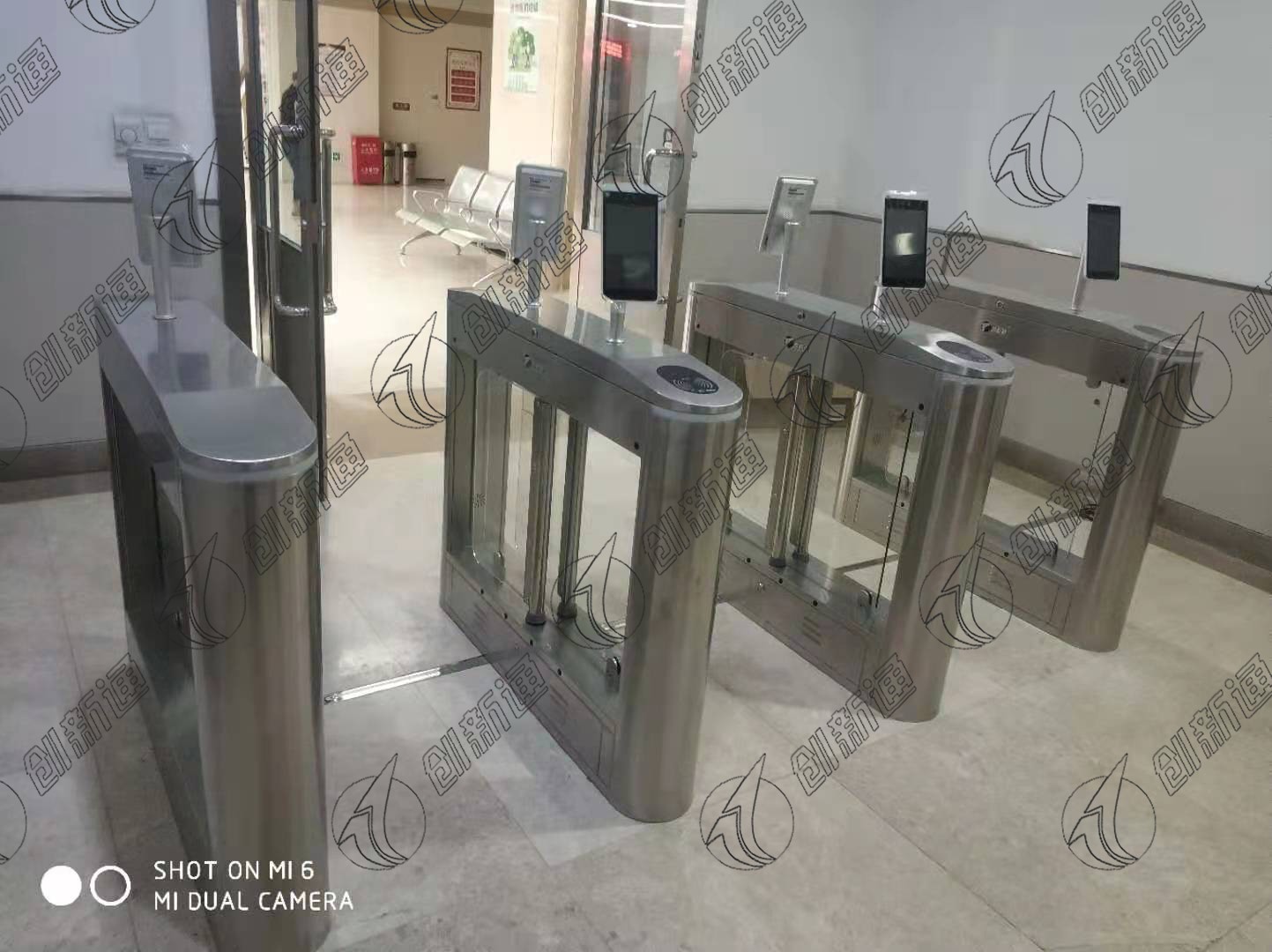 擺閘,三輥閘,速通閘,旋轉(zhuǎn)閘,平移閘,一字閘,人臉識別，