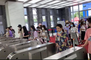 國(guó)內(nèi)外機(jī)場(chǎng)都在用的人行通道閘機(jī)！出口90個(gè)國(guó)家和地區(qū)的閘機(jī)品牌。